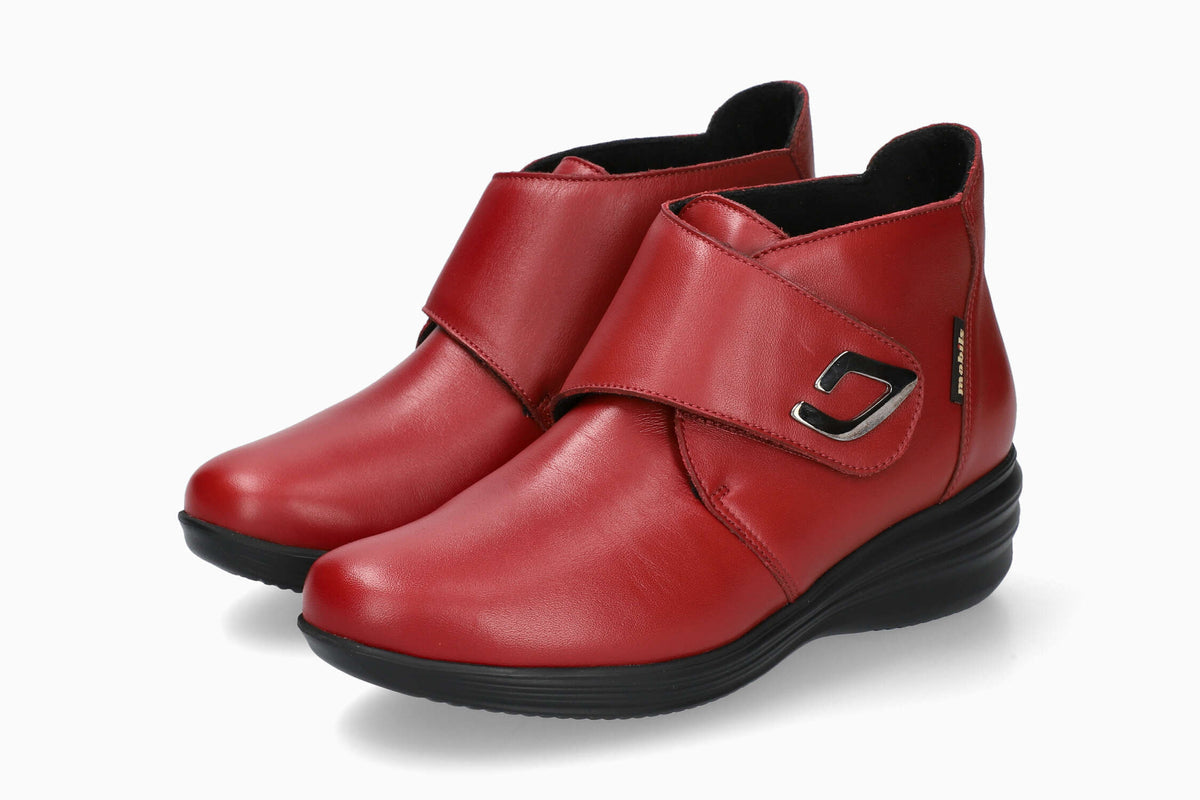 Triny - Oxblood | M9CA