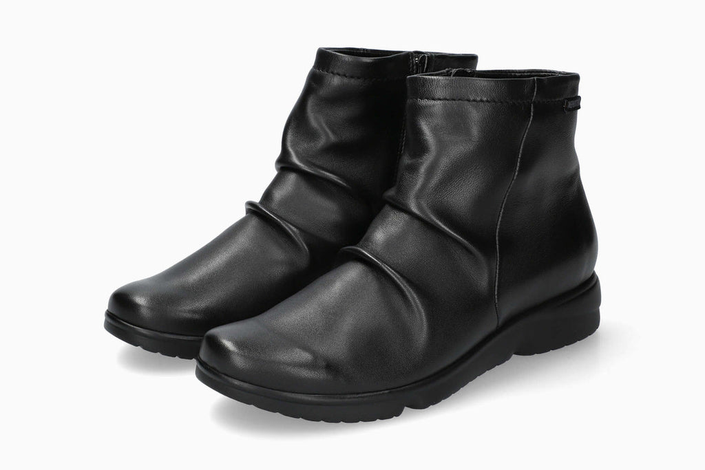Rezia - Black | M9GW