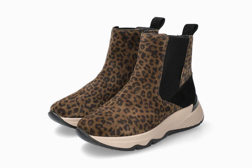 Lyvia - Dark Brown | M9HX